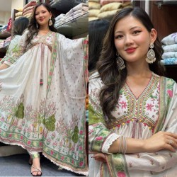 Long Anarkali kurta with patiala suit style